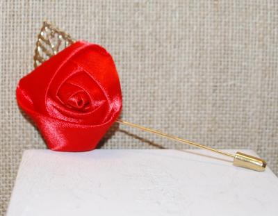 Mens or Ladies Rose BROOCH (3½") with Gold Tone Leaf