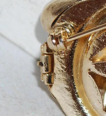 Open/Close LOCKET-STYLE HEART BROOCH (2¼" x 1½") -- Marked "AVON" -- with White Teardrop Faux Pearl on a Gold Tone...