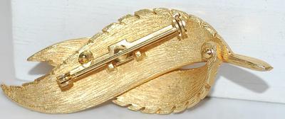 Brushed Gold Colored OVERLAPPING LEAF BROOCH (2½" x 1") on a Gold Tone Setting