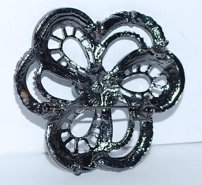 Showy 6 Loop IRIDESCENT BROOCH (2" Diam.) with Center Accent Gray Stones Star on a Dark Silver Tone Setting