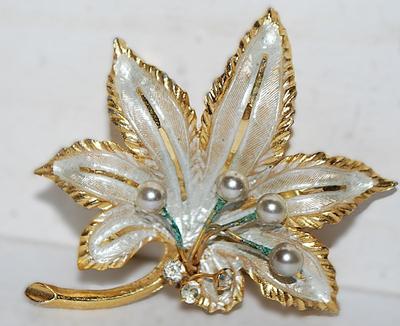 VINTAGE "Gold Edged Silver Leaf" with "Pearls & Stones" BROOCH (2" x 2") --Marked "©B S K"...