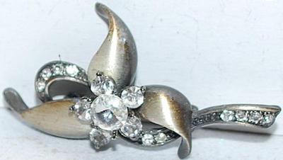 Brushed Silver Colored "Curled Leaves" BROOCH (2" x 1") with Bright Accent Stones on a Dark Silver Tone Setting