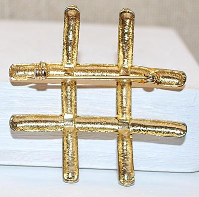 "Tic-Tac-Dough" Style Gold Colored BROOCH (2" x 2")