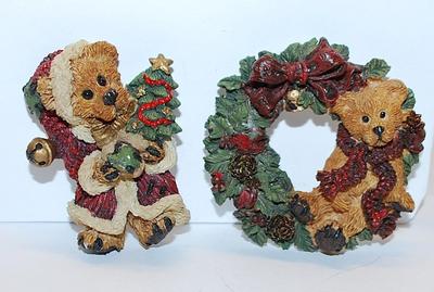Collection of 2 HOLIDAY BROOCHES - Bear Wreath (2¼" Diam.) & Bear in Santa Outfit with Tree (2" x 1½")