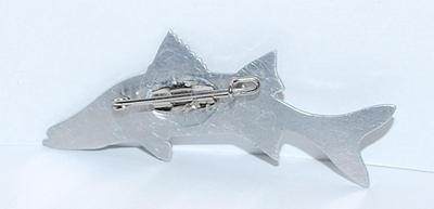 Salt Water FISH BROOCH (2½" x ½") on Thin Metal and Silver Tone Setting