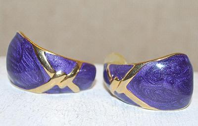 VINTAGE Blue & Gold Colored Curved Earrings Set (1") with 2 DIFFERENT Stud Style Clasps