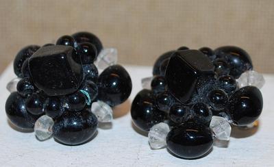 VINTAGE 1950's BLACK & CLEAR Assorted Size Bead Earrings (1" Circ.) with Snap-On Clasp