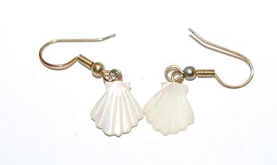 White ACRYLIC Clam Shells EARRINGS Set with Gold Tone Wire Hook Clasp