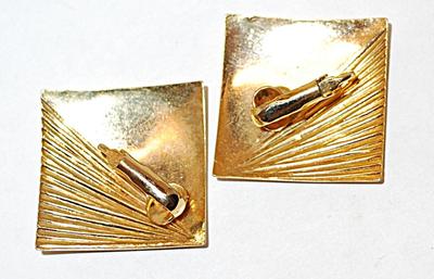 Vintage Square Enamel Gold & Biege EARRINGS Set with Gold Tone Setting and SNAP Clasp
