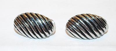 Silver Colored Oval GROOVED EARRINGS Set with Snap Closure Clasp