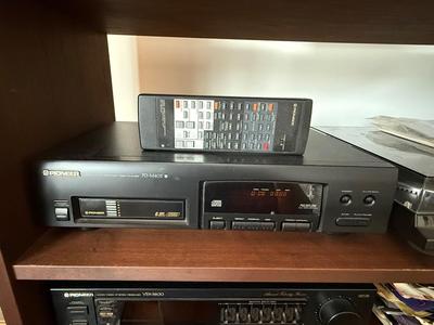 Pioneer - VSX3600 Receiver