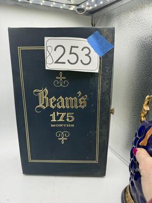 Beam decanter & box