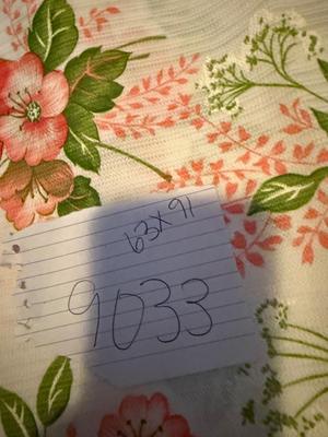 Stunning table cloth