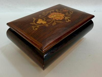 Sale Photo Thumbnail #412