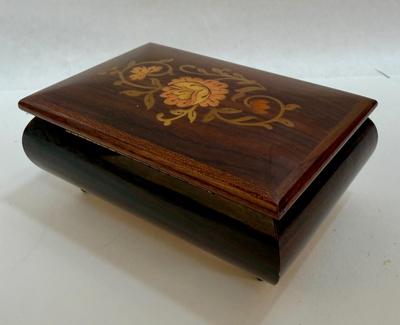 Sale Photo Thumbnail #411