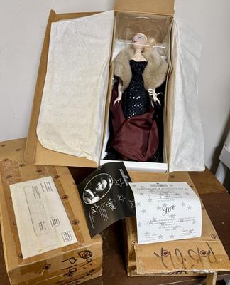 Sale Photo Thumbnail #493