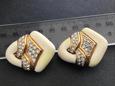 Sale Photo Thumbnail #10: See photos