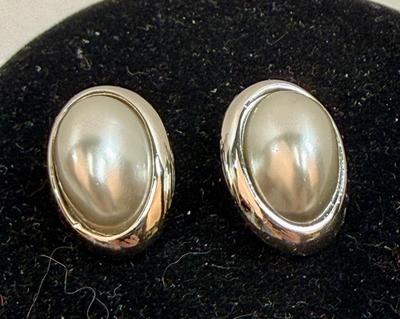 Sale Photo Thumbnail #620