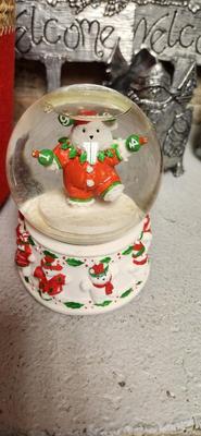 Christmas Pewter, Santabear Snowglobe and a neat basket