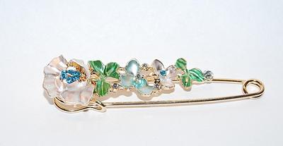Beautiful Large Bejeweled PIN (3" x ¾") with BLUE Stones on Blossoms & Leaves on a Gold Tone Pin