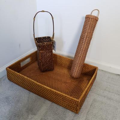 LOT 17F: Collection of Baskets for Home Decor and Organization