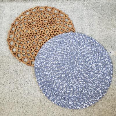 LOT 41F: Assortment of Tableware-Single Placemats, Linens & More