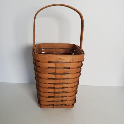 LOT 43F: Longaberger Basket, Bobbin Spool Lamp, Decorative Driftwood by Pottery Barn & More