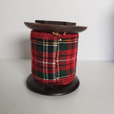 LOT 43F: Longaberger Basket, Bobbin Spool Lamp, Decorative Driftwood by Pottery Barn & More