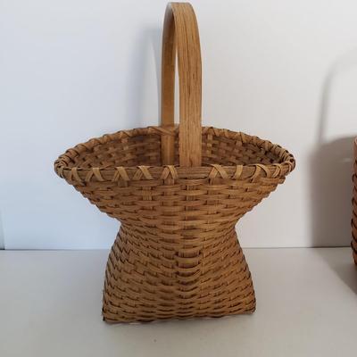 LOT 43F: Longaberger Basket, Bobbin Spool Lamp, Decorative Driftwood by Pottery Barn & More