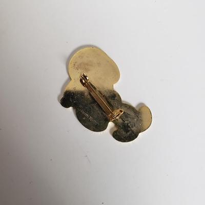LOT 45F: Vintage Snoopy Collection-Suncatcher & Pins