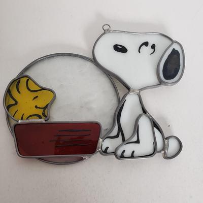 LOT 45F: Vintage Snoopy Collection-Suncatcher & Pins