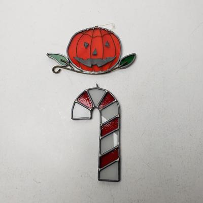 LOT 46F: Vintage Glass Suncatchers for All Occasions