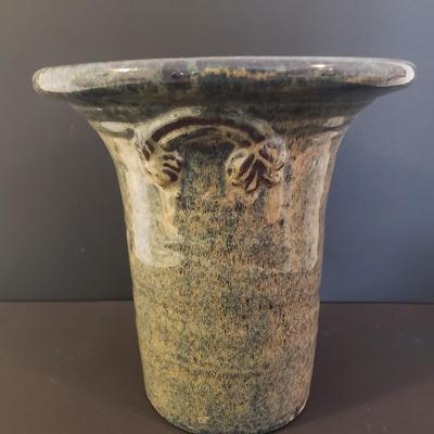 LOT 57L: Ceramic & Stoneware Planters