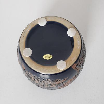 LOT 58L: Decorative Planters & Stoneware Jug