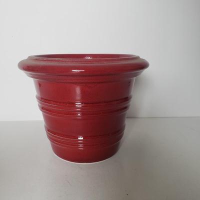 LOT 58L: Decorative Planters & Stoneware Jug