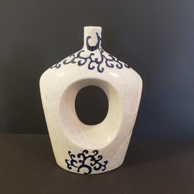 LOT 59L: Decorative Ceramic Vases
