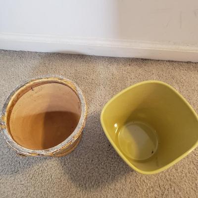 LOT 60P: Large Collection of Ceramic Planters with Italian Terracotta Painted Fruit Panter