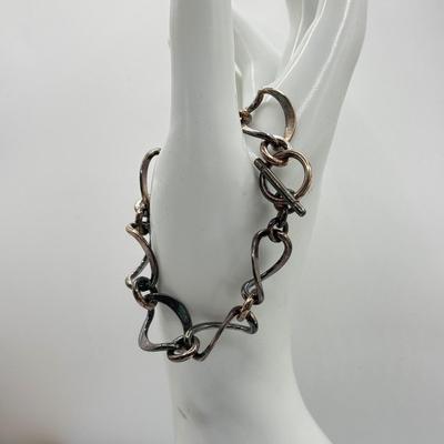 LOT 71J: 925 Sterling Silver Artisan Link Bracelet w/ Toggle Clasp (7" - 24.7g)