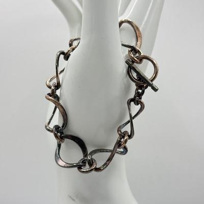 LOT 71J: 925 Sterling Silver Artisan Link Bracelet w/ Toggle Clasp (7" - 24.7g)