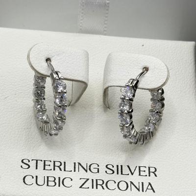 LOT 73J: New Sterling Silver Earrings: CZ, Contessa Di Capri & More (12.02g)