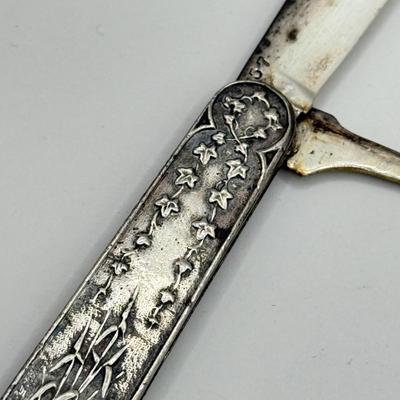 LOT 78J: Vintage Sterling Silver Pocket Knife w/ 2 Blades (24.37g)
