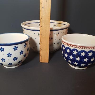 LOT 83K: Polish Pottery Country Meadow Bowl, Country Apple Pie Plate & Mugs