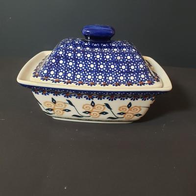LOT 84K: Polish Pottery Divided Dishes, Spoon Rest & Lidded Dish