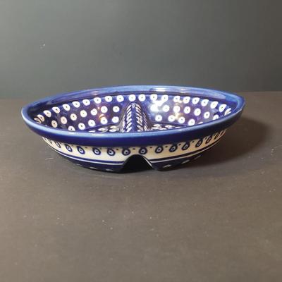 LOT 84K: Polish Pottery Divided Dishes, Spoon Rest & Lidded Dish