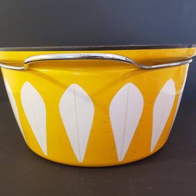 LOT 86F: Vintage MCM Catherineholm Enamel Lotus Pot- Large 12.5" Diameter