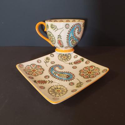 LOT 90K: Set of 5 Hand Painted Yokohama Studio Coffee Mug & Plate Sets