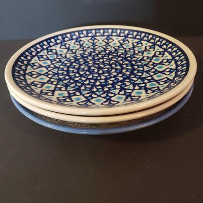 LOT 91K: Polish Pottery Scalloped Bowl & Decorated Plates
