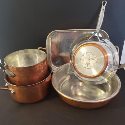 LOT 94K: Ruffoni Italian Frying Pan with Collection of Copper Pots & Pans