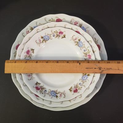 LOT 98K: Antique Grindley Flow Blue Serving Platter, Favolina Summer Garden Set & Azalea Teacup/Saucer