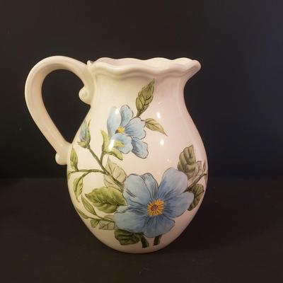LOT 99K: Spring Vibes- Collection of Floral Ceramic Wares